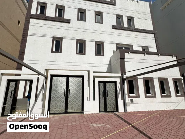 للايجار في شمال غرب الصليبخات دور ارضي ودور أول دوبلكس كامل المساحة للقسيمة