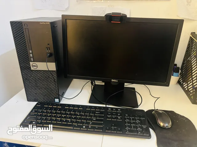 Dell Optiplex 3040 desktop with camera and mouse take all