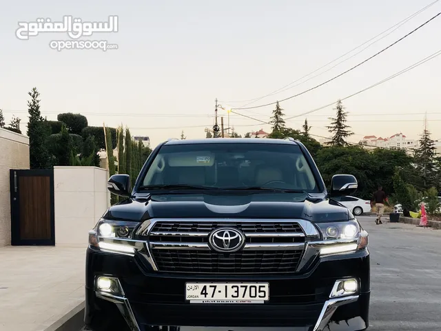 تويوتا لاند كروزر للايجار اسبوعي فقط 400 دينار