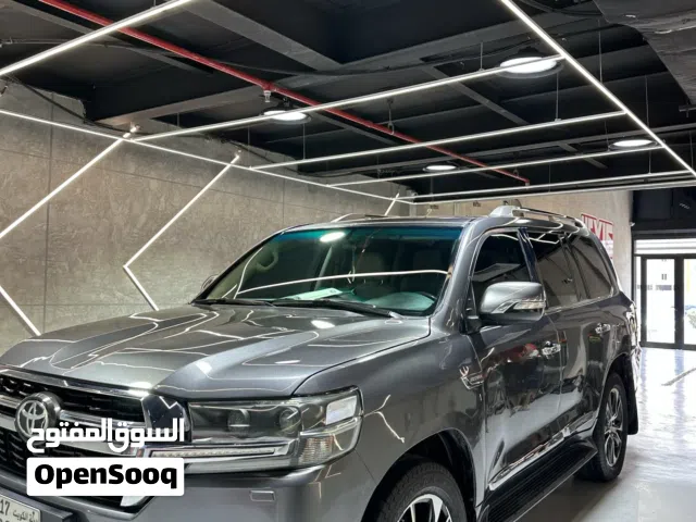 2020 Toyota Land Cruiser GXR