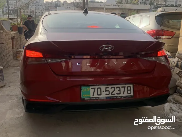 Sedan Hyundai in Amman