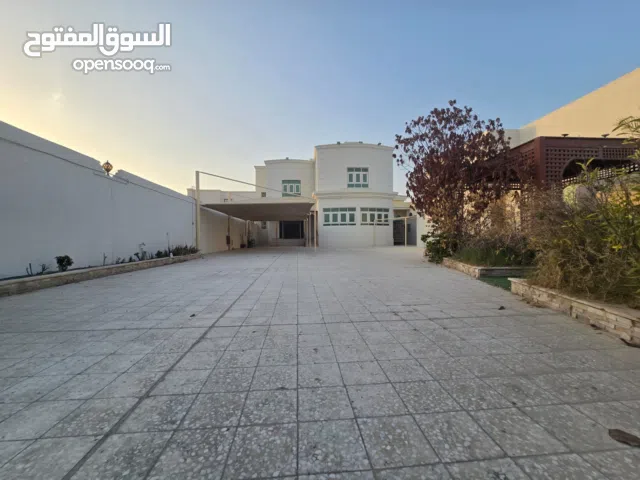 978 m2 More than 6 bedrooms Villa for Rent in Abu Dhabi Al Shamkhah