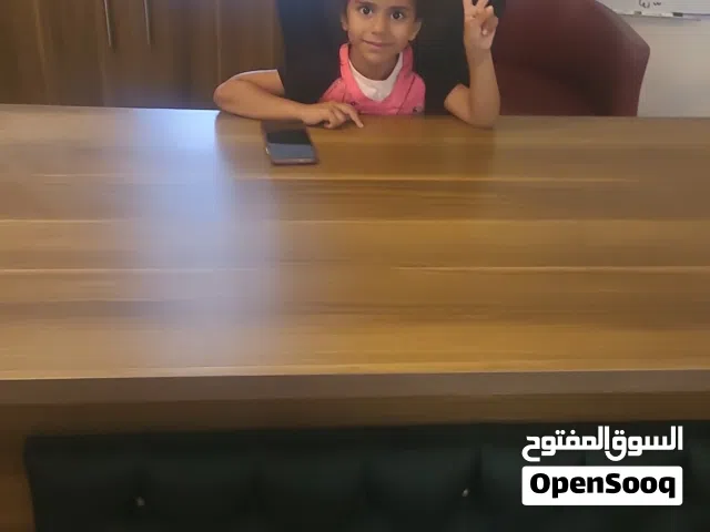 اثاث مكتب للبيع