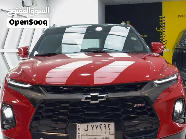 بلايزر 21 فئة 3LT حجم 6 سلندر