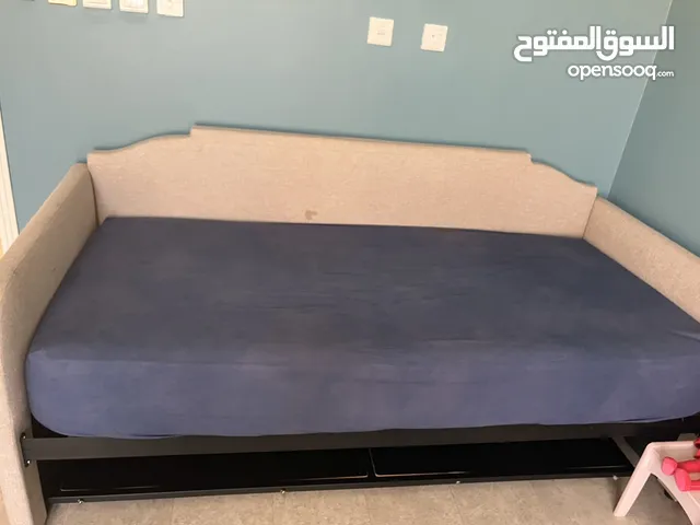 Sofa bed (سرير نهاري )