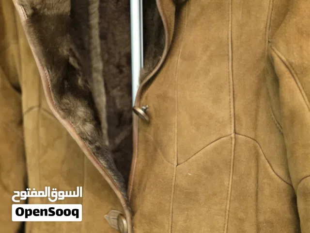 جاكيت من الدخل فرو