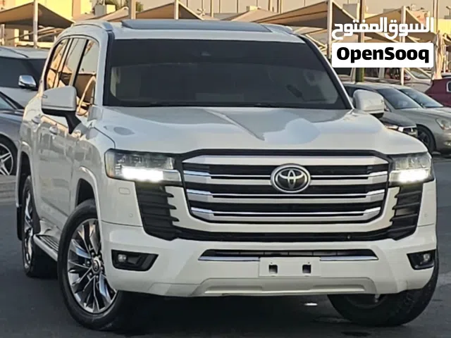 Land Cruiser model 2022 gxr v6 /4.0 gcc