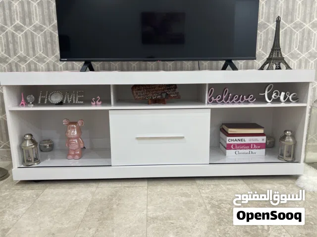 طاوله تلفاز جديده