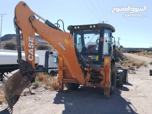 جي سي بي jcb عرجا للايجار ومعدات ثقيله