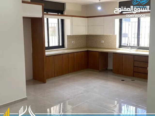 170 m2 3 Bedrooms Apartments for Rent in Ramallah and Al-Bireh Sathi Marhaba