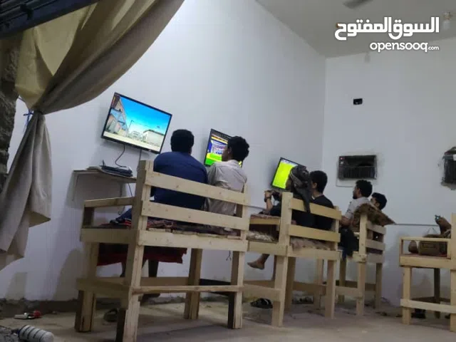 محل بلايستيشن لابيع الي يشتي المحل يدخل علا الرقم