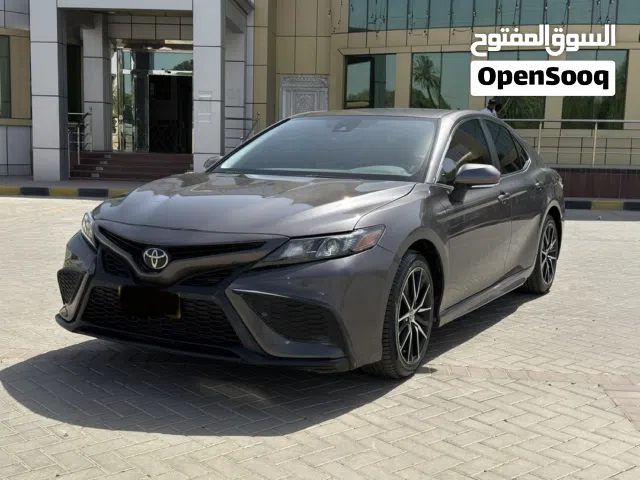 2024 تويوتا كامري SE