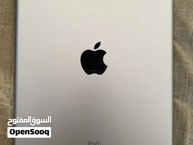 Apple iPad 5 32 GB in Dhofar
