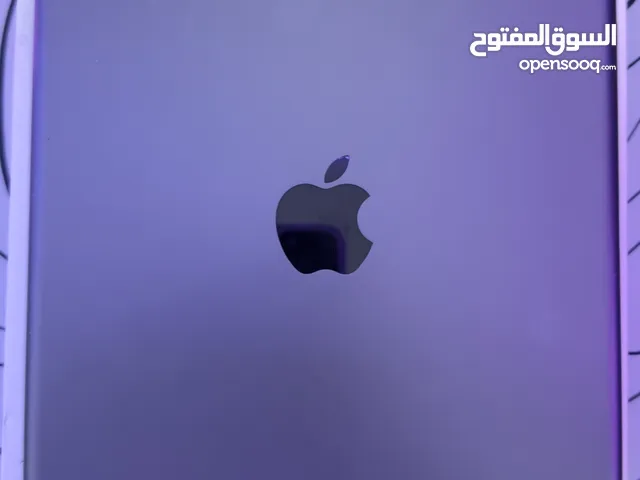 Apple iPad 8 32 GB in Al Batinah