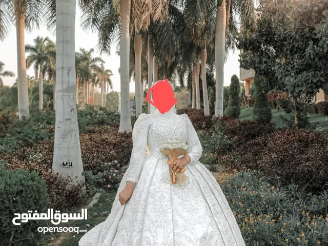 Weddings and Engagements Dresses in Qalubia