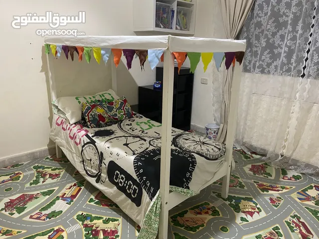 سرير أطفال لون ابيض ايكيا