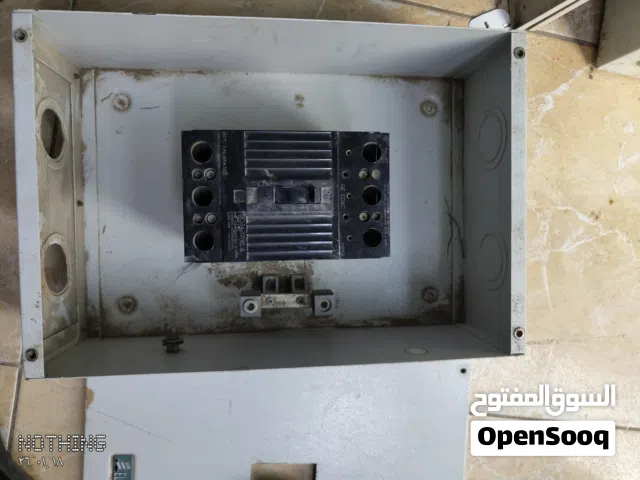 قاطع كهرباء العدد 3  امبير 100000تشافى امبير