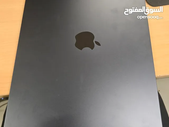 macbook air 15.3