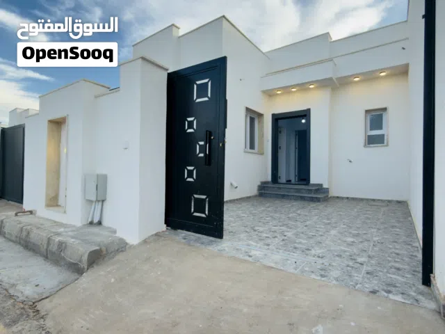 135 m2 3 Bedrooms Townhouse for Sale in Tripoli Ain Zara