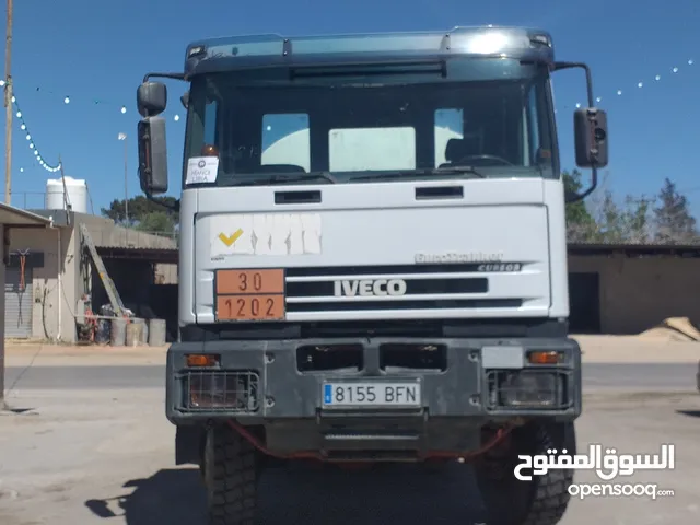 Tractor Unit Iveco 2005 in Zawiya