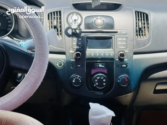 Used Kia Cerato in Mafraq