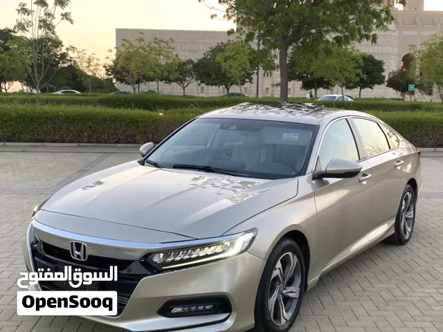 2018 هوندا اكورد EX-L