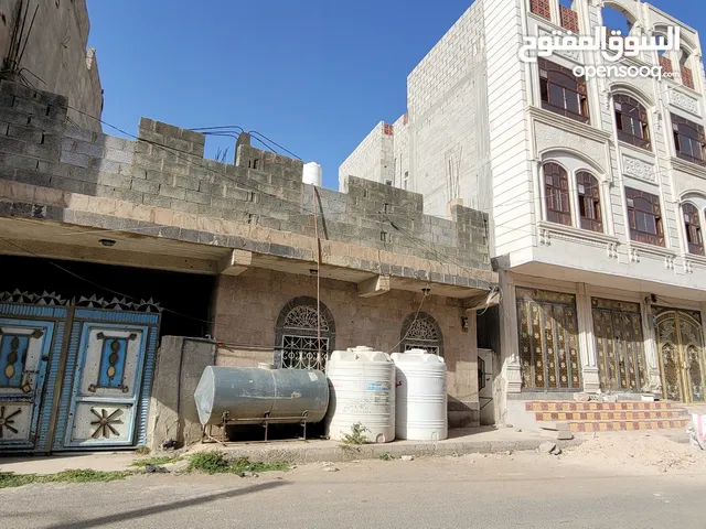 133 m2 More than 6 bedrooms Townhouse for Sale in Sana'a Northern Hasbah neighborhood