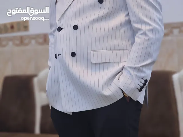 سترة رجاليه بالون الابيض والاسود