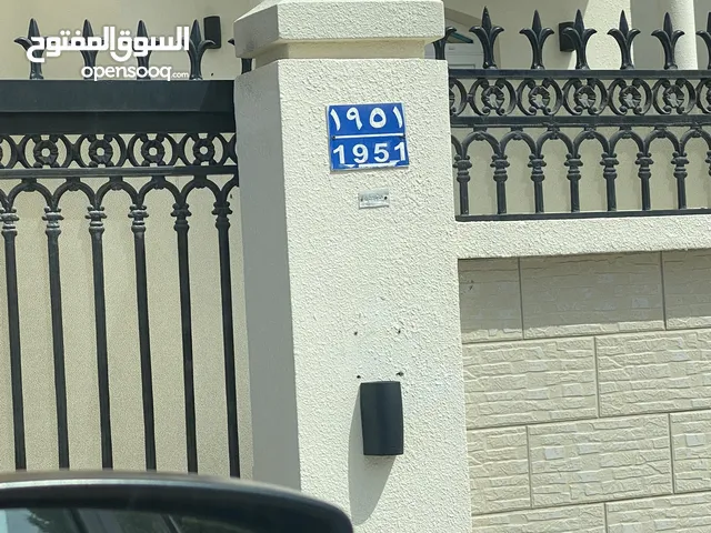 400 m2 More than 6 bedrooms Townhouse for Rent in Muscat Azaiba