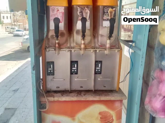 للبيع: فرصة مميزة لمشروعك!  هل تبحث عن إضافة مربحة لمحلك أو كافتريا؟ للبيع ماكينة سلاش (Slush