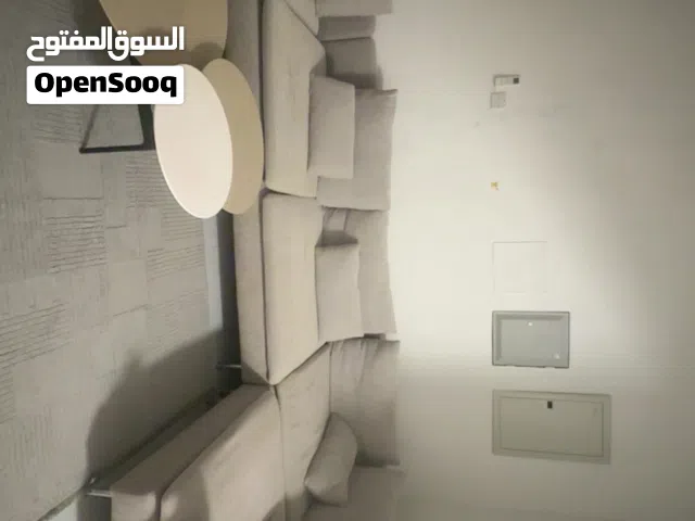 للبيع كنب حرف L