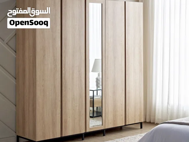 Anders Cupboard (closet)