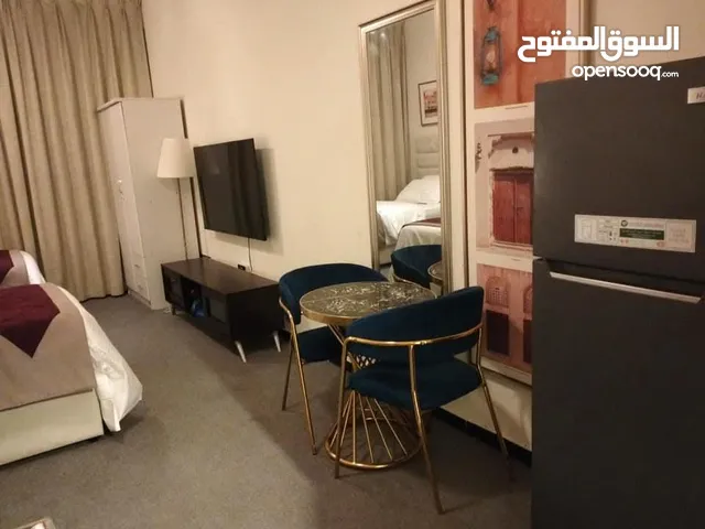 130 m2 1 Bedroom Apartments for Rent in Dubai Al Barsha