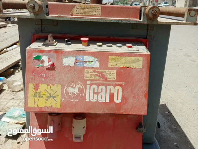 عواجات حديد البيع منشأ إيطالي مستخدم قليل جدا البصره