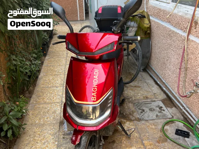 2025 ياماها SR400
