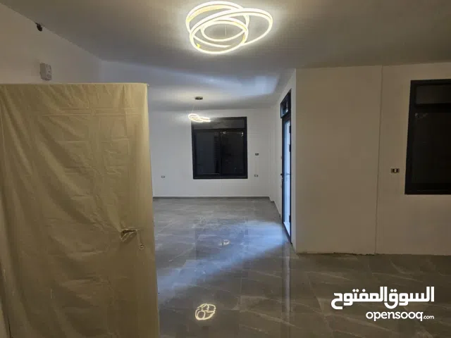 150 m2 3 Bedrooms Apartments for Sale in Ramallah and Al-Bireh Al Tira