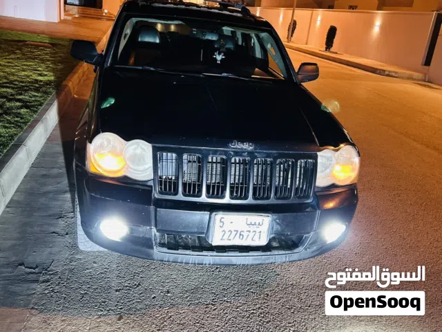 2010 جيب جراند شيروكى SRT