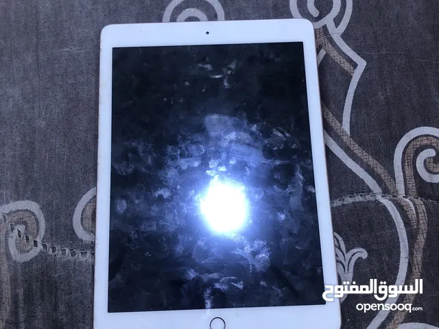 Apple iPad 6 Other in Basra