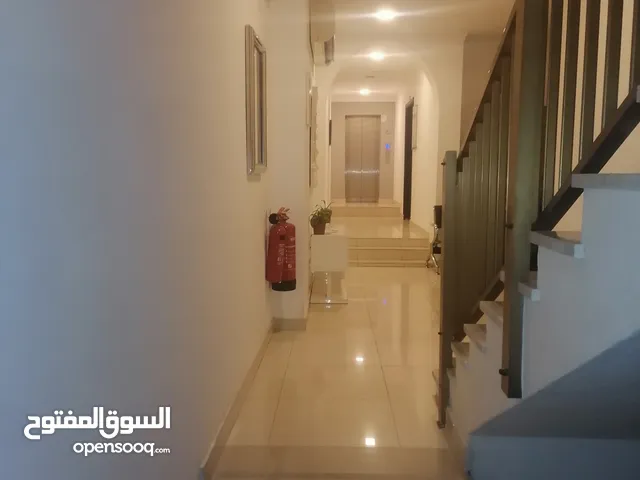 30 m2 Studio Apartments for Rent in Manama Hoora