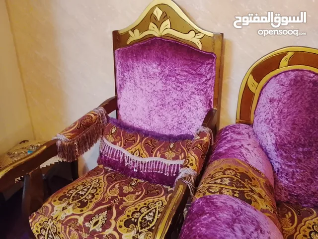 طقمين   كنب
