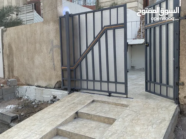 180 m2 2 Bedrooms Apartments for Rent in Basra Hakemeia