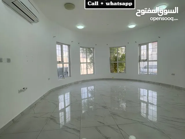 للايجار غرف وصالة نظيفه جدا في منطقة شعبة الوطاه 2600 شهري شامل