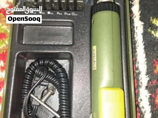 فرطونة كهرباىية مع محولة راس دريل لفك وشد براغي وصامولات الماني اصلي جديد قطر 3.2ملم