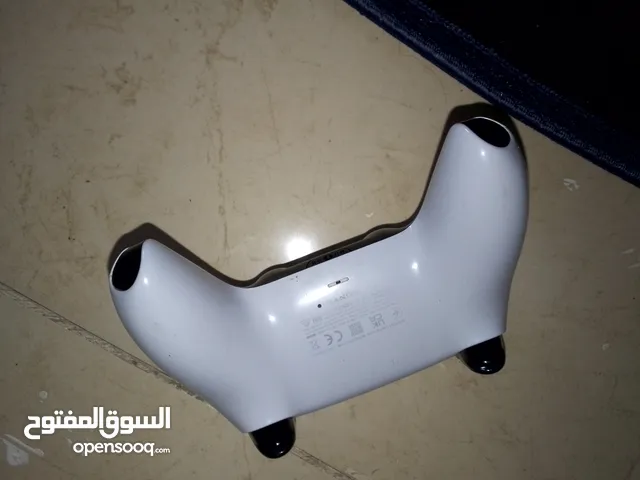 يد بلايستيشن 5 نظيفه وشغاله 100٪