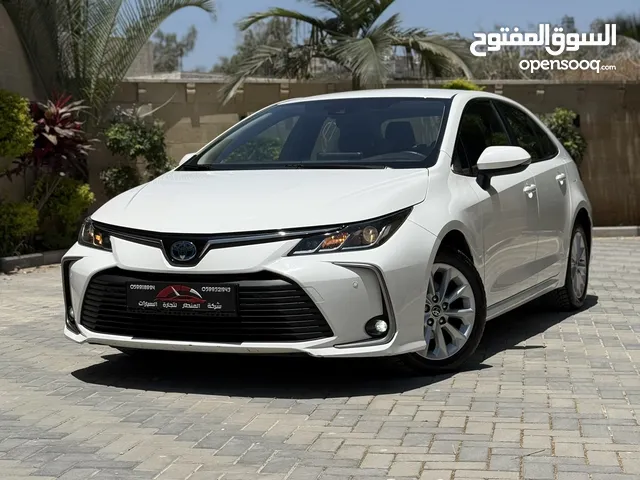 تويوتا كارولا ترخيص 2022 محرك 1800 هايبرد