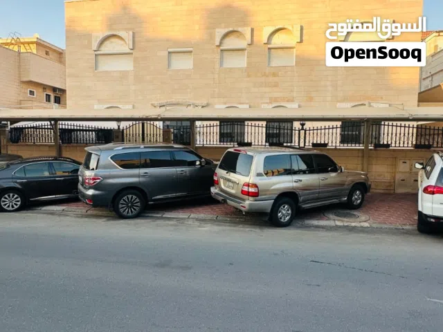 750 m2 More than 6 bedrooms Villa for Sale in Hawally Jabriya
