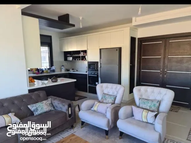 160 m2 3 Bedrooms Apartments for Rent in Ramallah and Al-Bireh Al Irsal St.