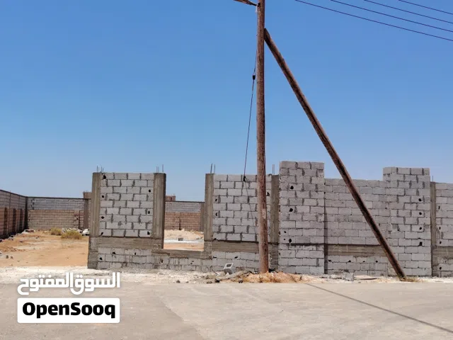 975م عليها صور قطران وضي في كمباوند حي الزهراء