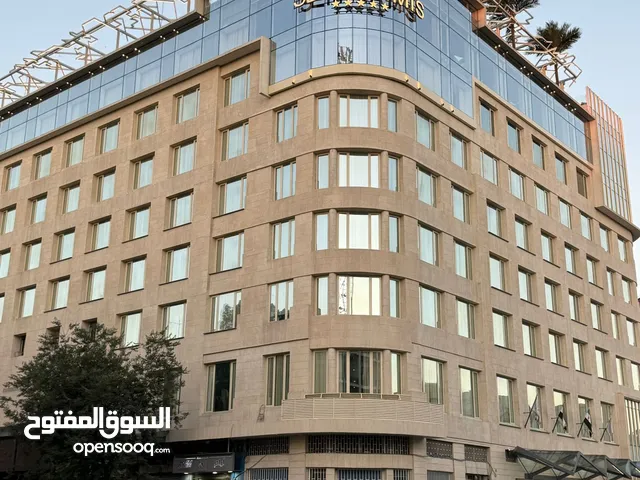 مطلوب قاعة للايجار للتدريب لفرق دبكة وفلكلور