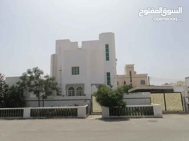 270m2 More than 6 bedrooms Townhouse for Sale in Muscat Seeb